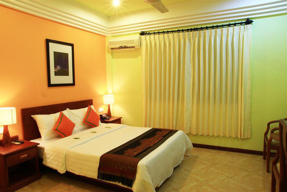 Banyan Leaf Hotel Siem Reap Exterior photo